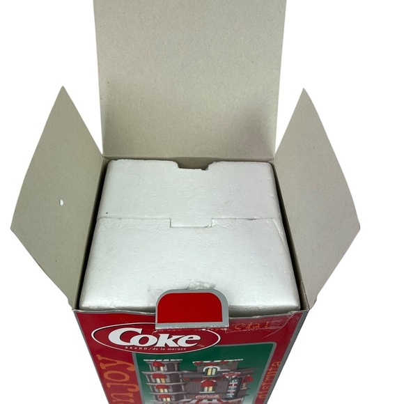 Coca Cola Town Square Collection Leaning Tower Pizza Parlor Restaurant Lighted - Picture 16 of 16